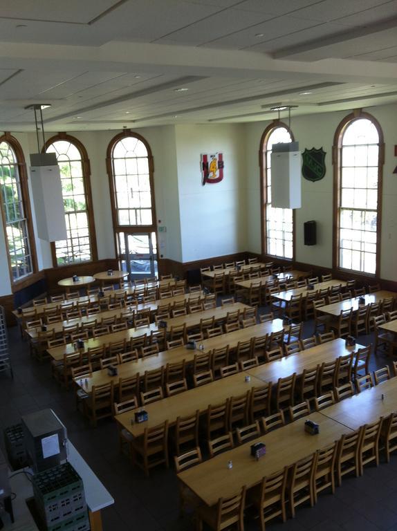 Unb Fredericton Accommodations Εξωτερικό φωτογραφία