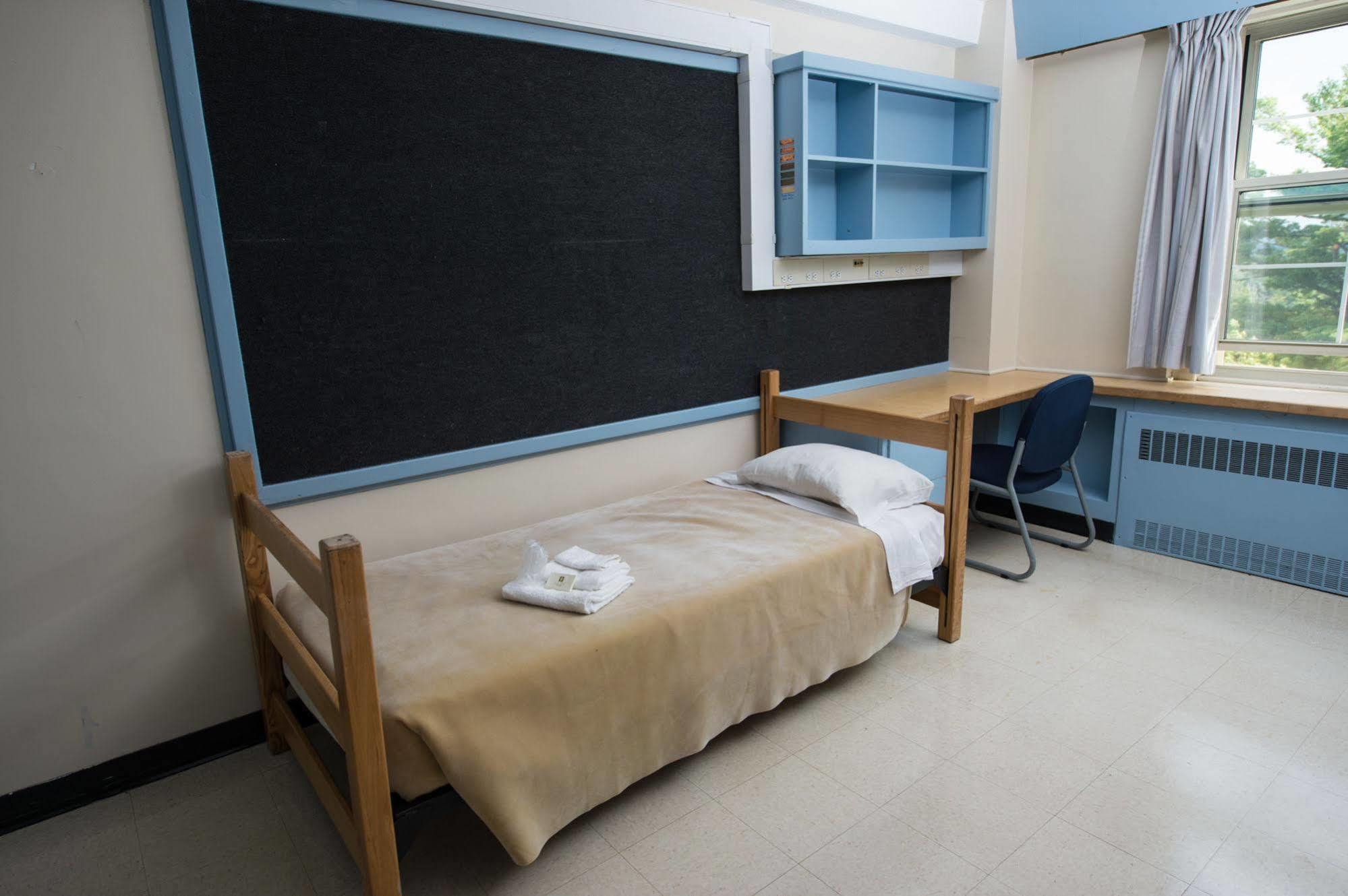 Unb Fredericton Accommodations Εξωτερικό φωτογραφία