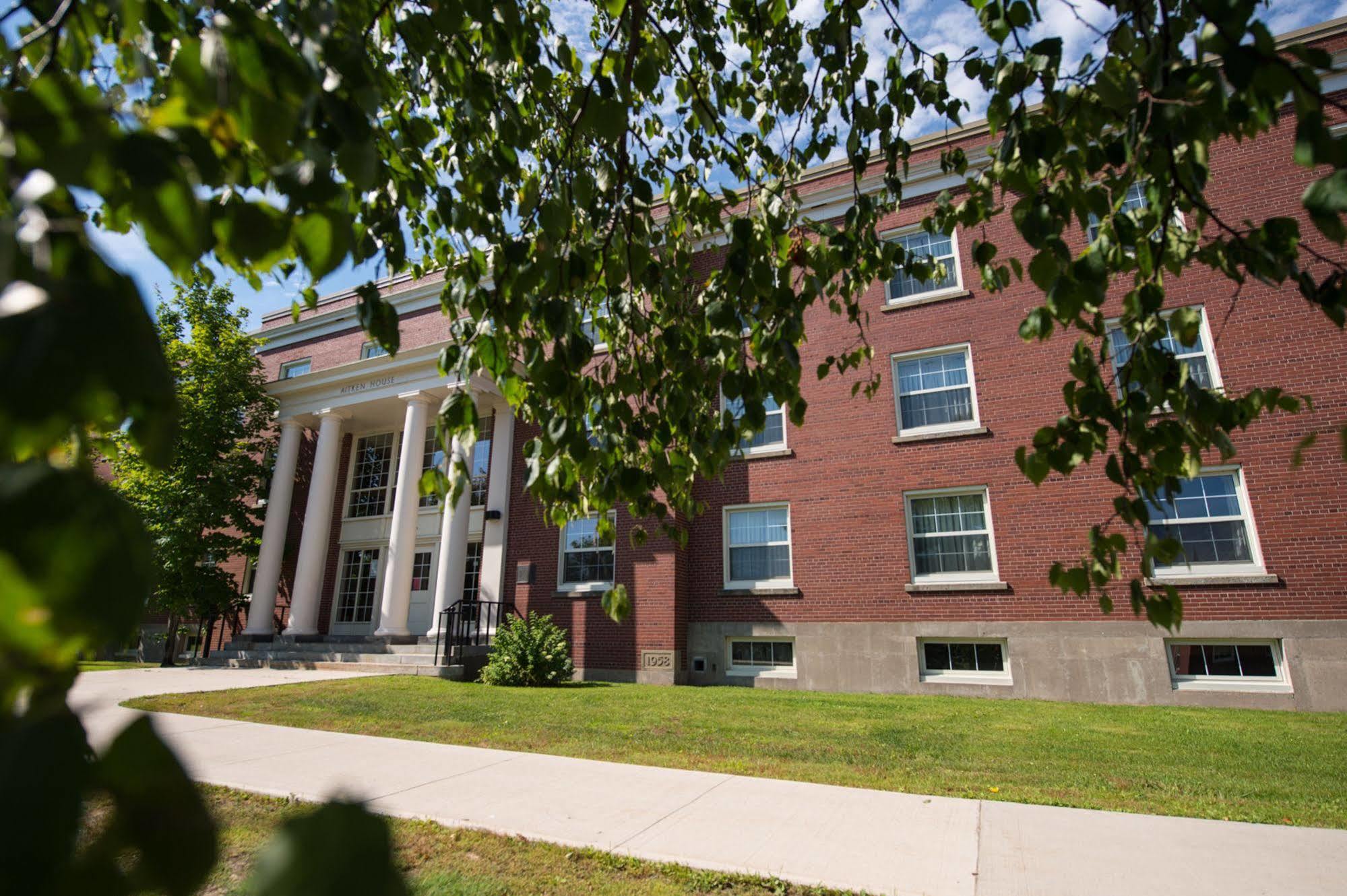 Unb Fredericton Accommodations Εξωτερικό φωτογραφία